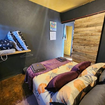Hartbeest Bush Lodge 4 Hartbeespoort Luaran gambar