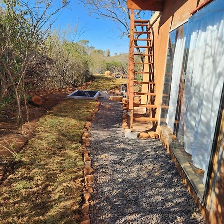 Hartbeest Bush Lodge 4 Hartbeespoort Luaran gambar